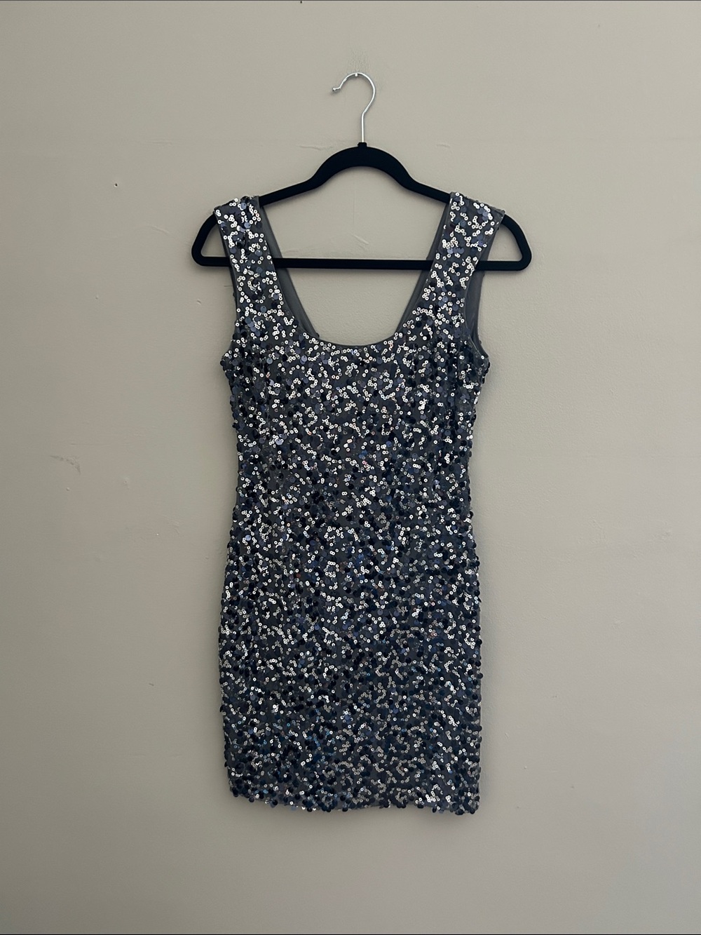 Guess Sleeveless Sequined Cocktail Dress in Charcoal Gray